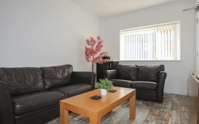 The Old Post Office 23 High Street