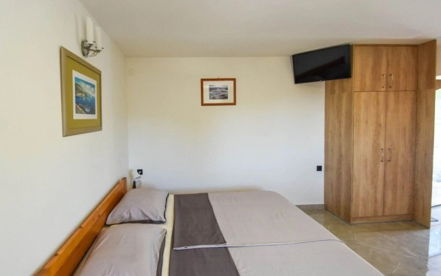 Lidija - Family Friendly & Close to the sea - C3