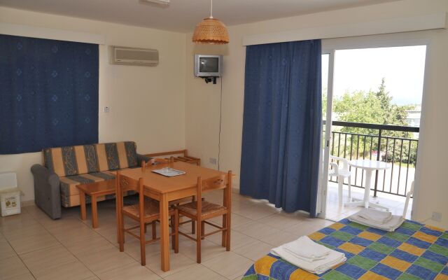 Mariela Hotel Apartments