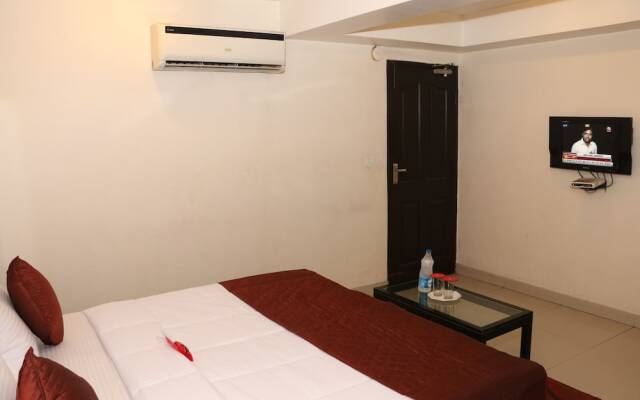 OYO 2120 Hotel Silver Haze