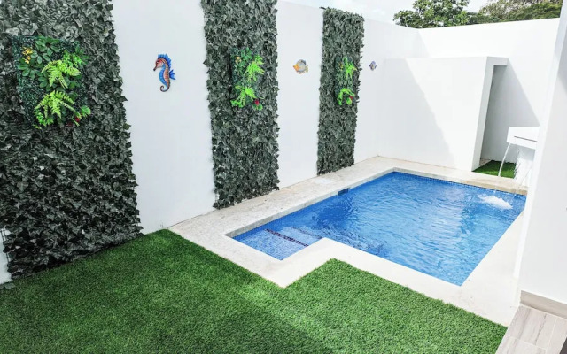 Macaw House with private pool