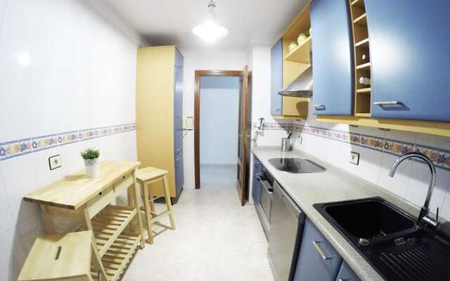 Apartamento EuroRental con WiFi y Parking