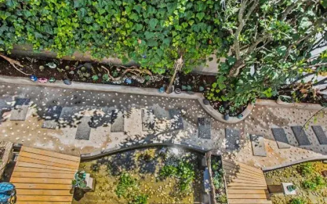 Jialan Inn