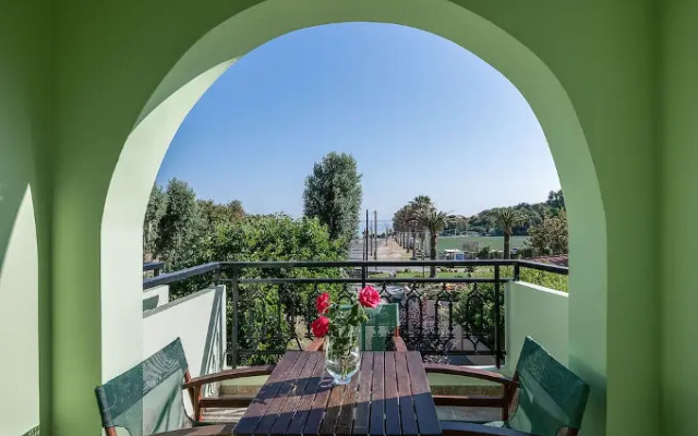 Akti hotel
