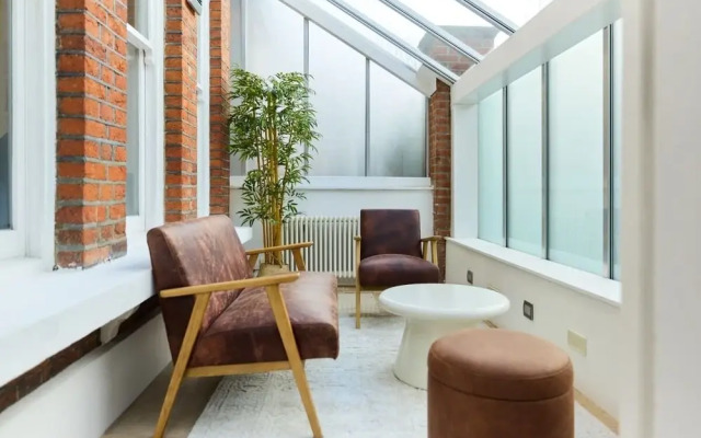 The Hampstead Getaway - Charming 5bdr Home With Conservatory