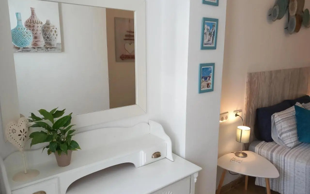 2 bedroom, Sea Front Complex w Pool and private garden