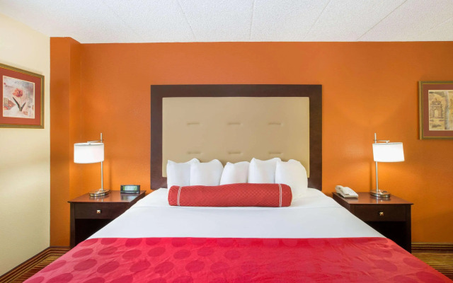 Clarion Inn & Suites and Convention Center