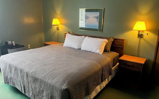 Cedarville Hotel