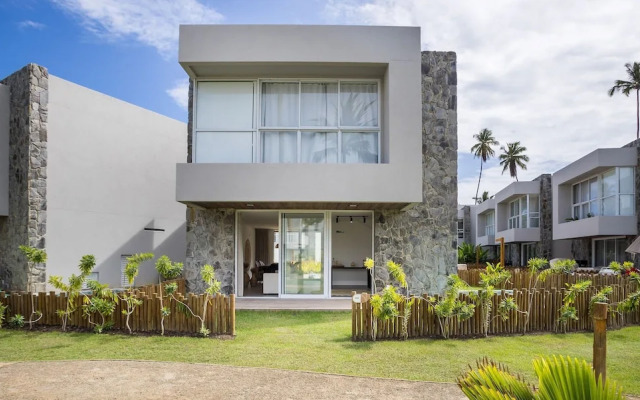 NLU - Full-featured Condominium at Marceneiro Beach
