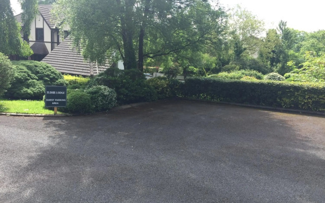 Tudor Lodge Guest Accommodation
