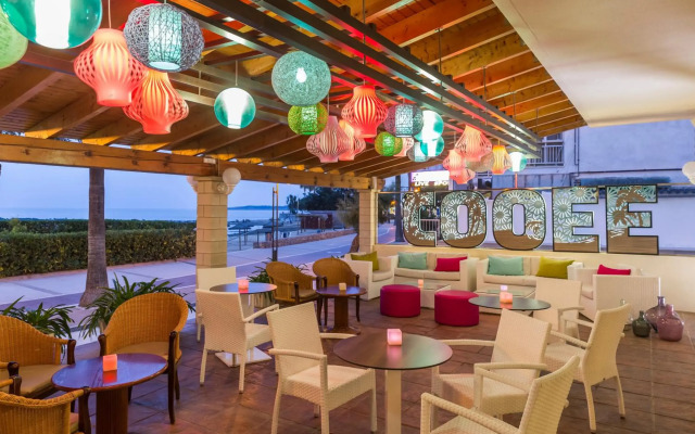 Cabot Cap de Mar Hotel