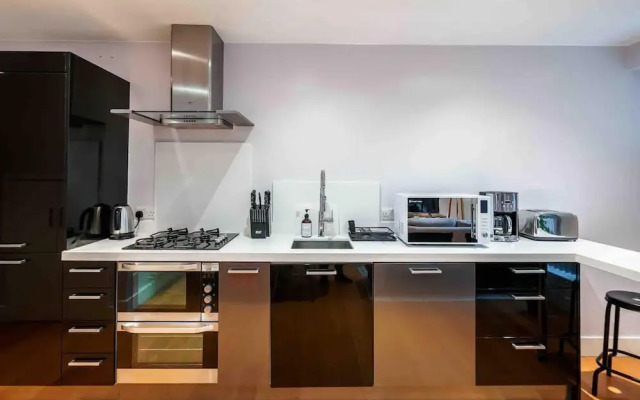 Immaculate 1 bed House in London