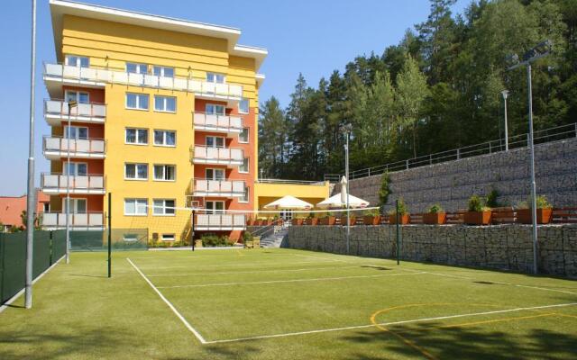 Hotel Akademie Naháč