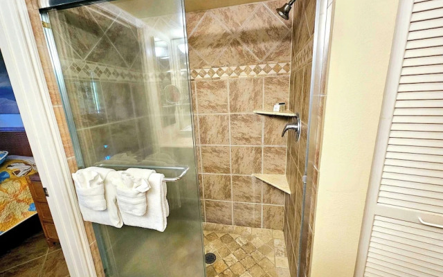 White Sands Village #309 A/c, Tennis & Pool!