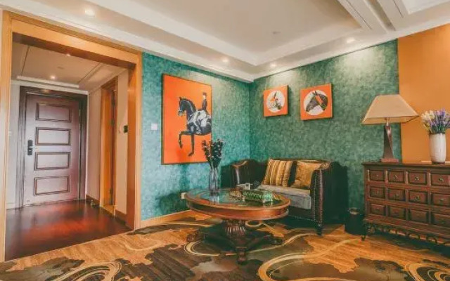 Carlos Service Apartment