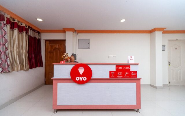 R2 Rooms By OYO Rooms