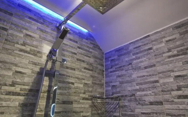 The Barn, 20 At The Beach