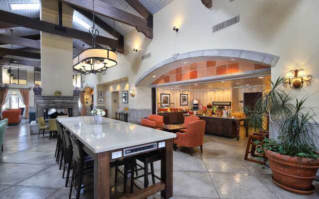 Hampton Inn & Suites Tucson-Mall