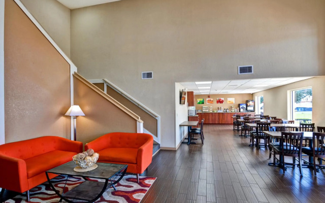 Quality Inn & Suites Heritage Park