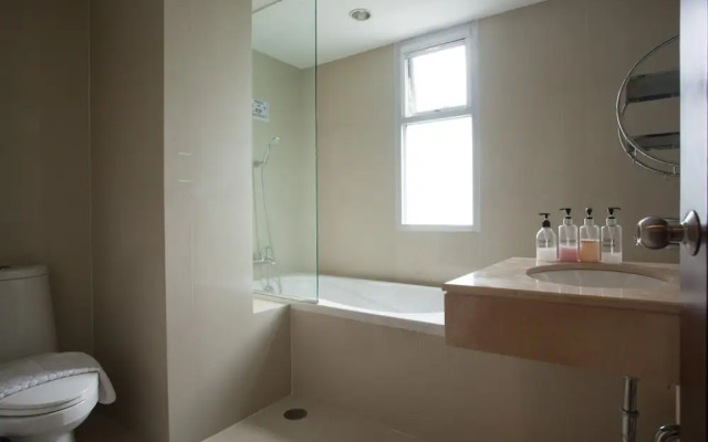 2c-short-term Rental Allowed-2brs Downtown Bangkok