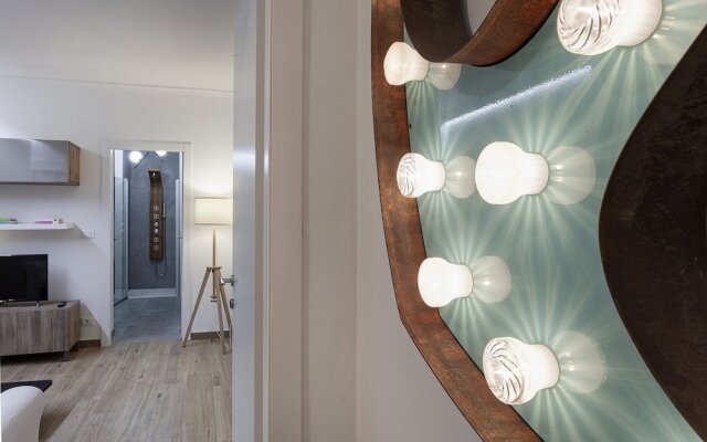Dock 10 Apartments by Wonderful Italy