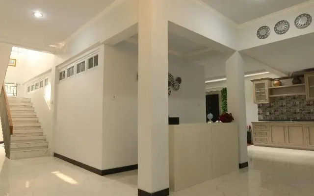 Nest Residence