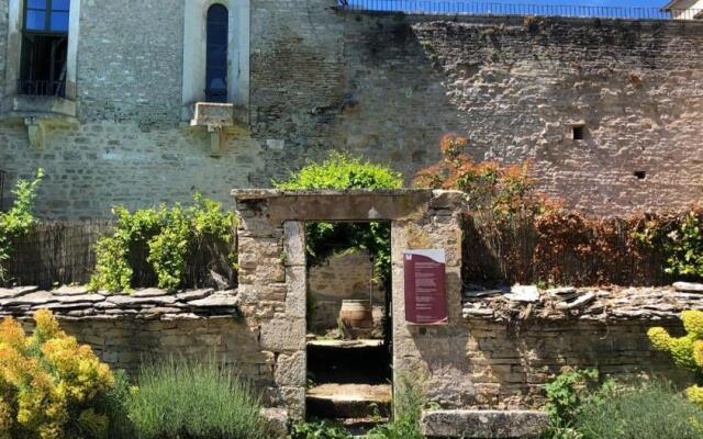 Côté-Serein - Chambres de la Tour Cachée