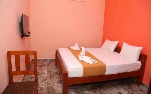 Royal Galaxy Inn By Elgozo