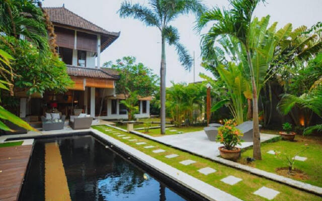 Villa 42