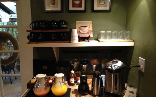 The Mango Inn Bed & Breakfast