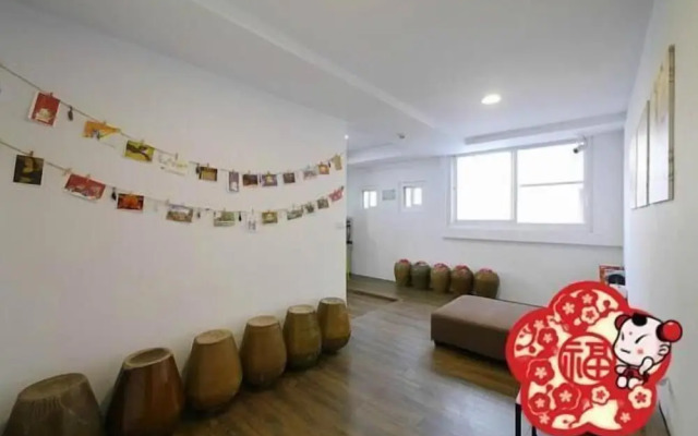 Royal Group Motel Tainan Branch
