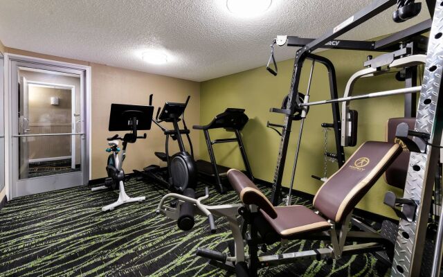 Baymont by Wyndham Liberty MO