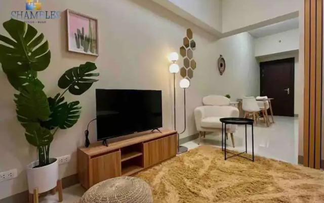 Charming Studio Unit in Uptown Parksuites T2 Bgc