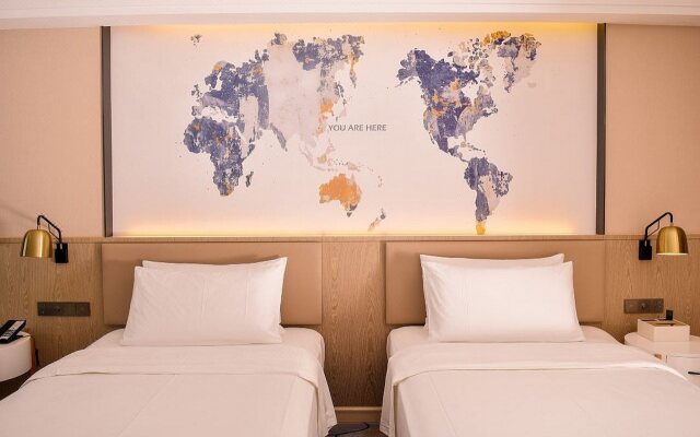 Kyriad Marvelous Hotel (Changning Zhongyin Times Plaza)