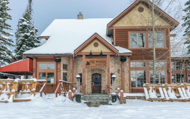 Southpoint 25 Two Bdrm Ski In Out HotTub