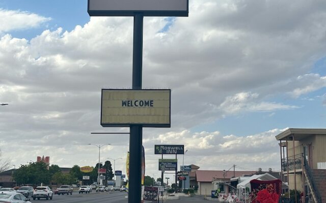 Deluxe Inn Of Roswell