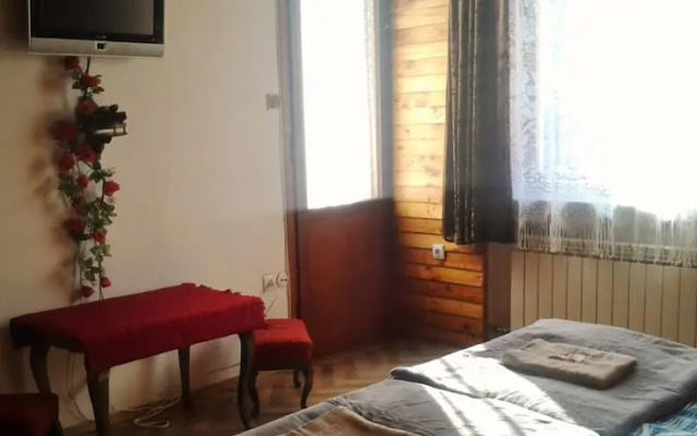 Jodełka Pokoje Gościnne