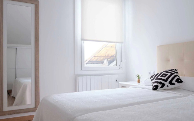 Elegant Apartment in Ourense in the City Center