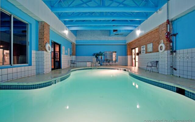 Days Hotel by Wyndham Williamsburg I-64