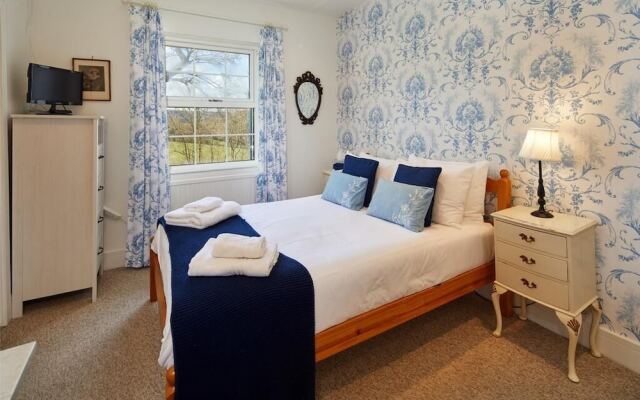 White Horse Farm Hotel