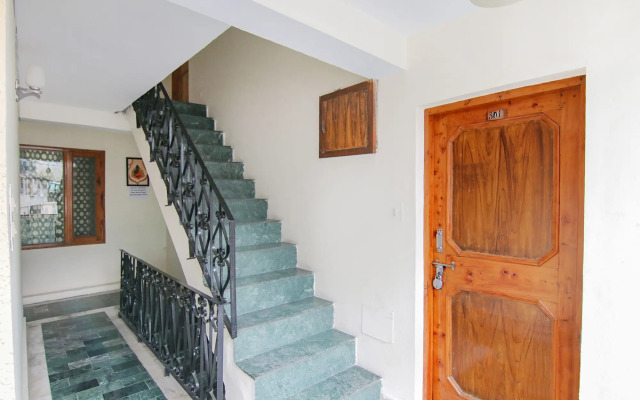 Fabhotel Pushpak