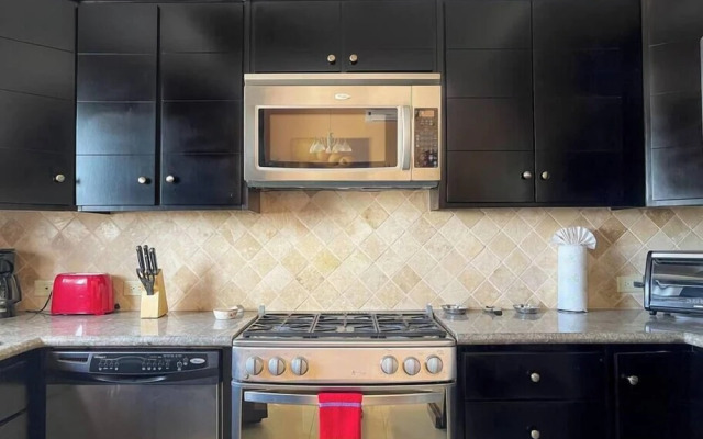 Gated 2BR Apartment Near Sandy Beach