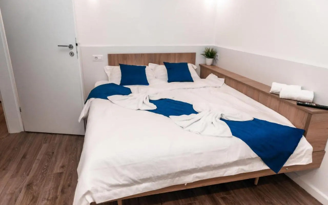 Puzzle Apartments & Studios