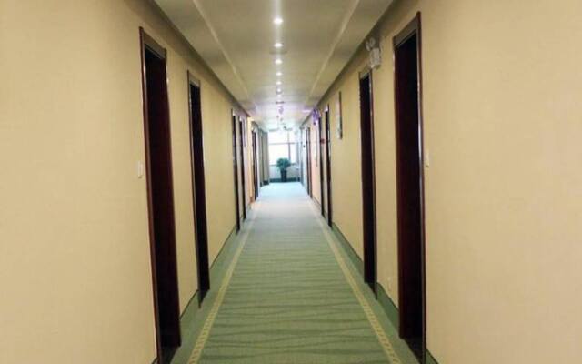 GreenTree Inn Jiangsu Nanjing Qiaobei Hongyang Square Taishan Metro Station Express Hotel