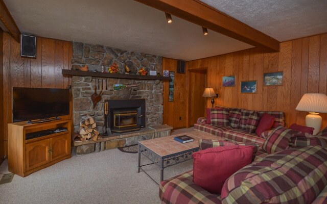 Hummingbird Hill House