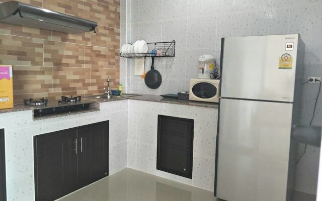 Tropical 2 Bedroom Pool Vill by PPF