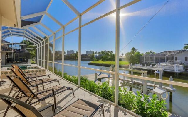 Waterfront Home With Pool, spa and Walk to Beach