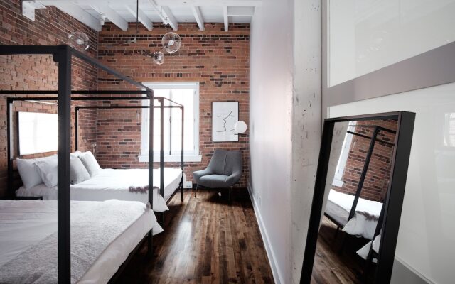 1861 Grand Loft in Old Port by Nuage