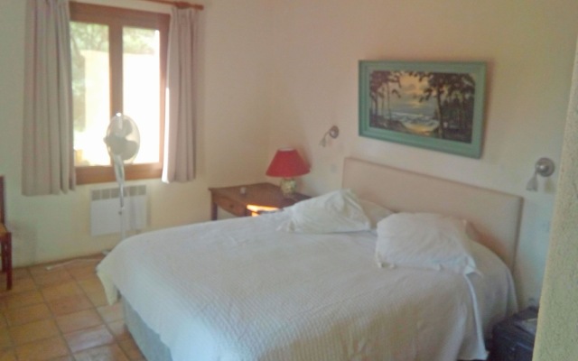 Lavish Holiday Home in Le Plan-de-la-tour With Swimming Pool