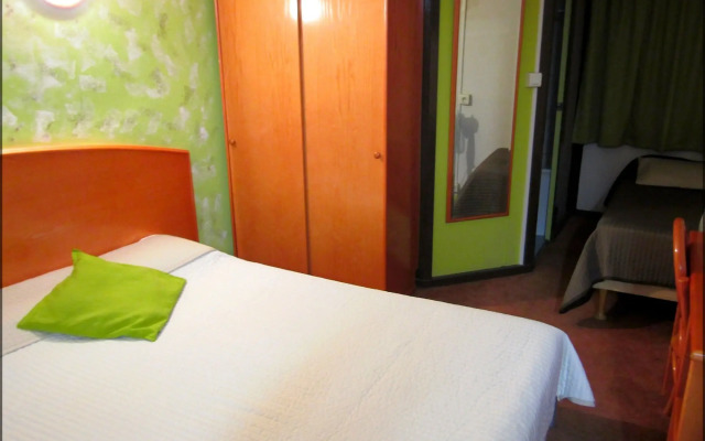 Aix Hotel